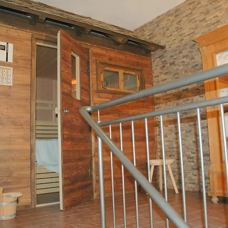 Am Brunnen Apartment *