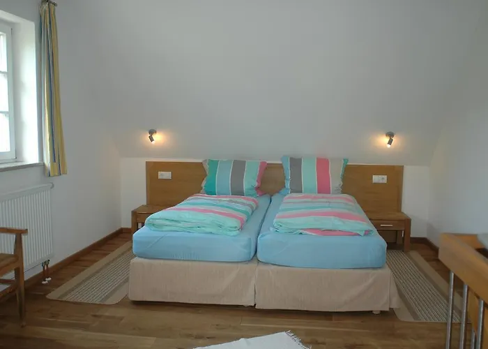 Am Brunnen Apartamento *